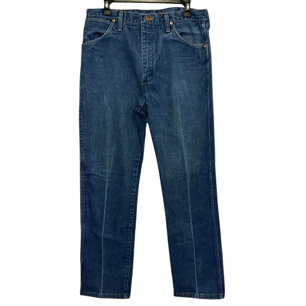 Wrangler Jeans 35x32 Relaxed Straight Leg Blue Denim Classic Western Workwear